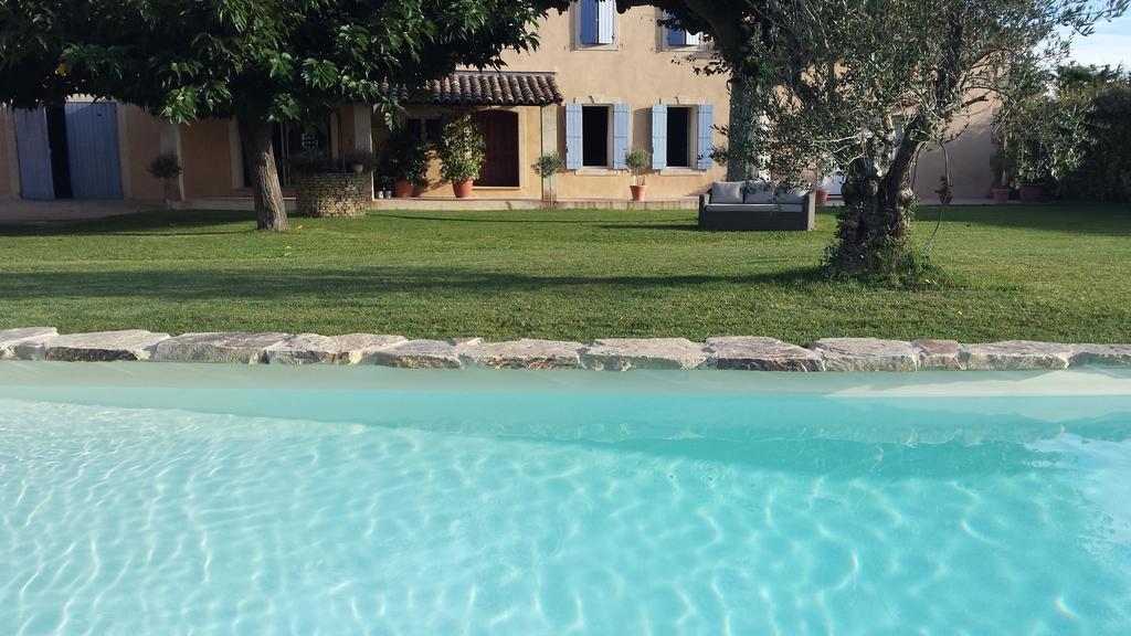 Mas Saint Julien Bed and Breakfast Cavaillon Exteriör bild