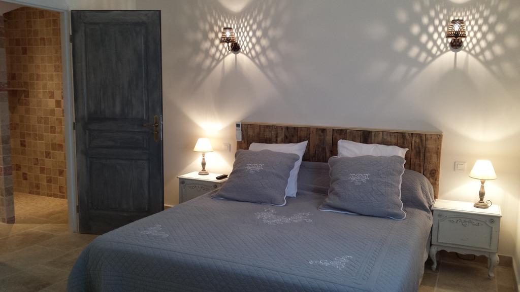 Mas Saint Julien Bed and Breakfast Cavaillon Exteriör bild