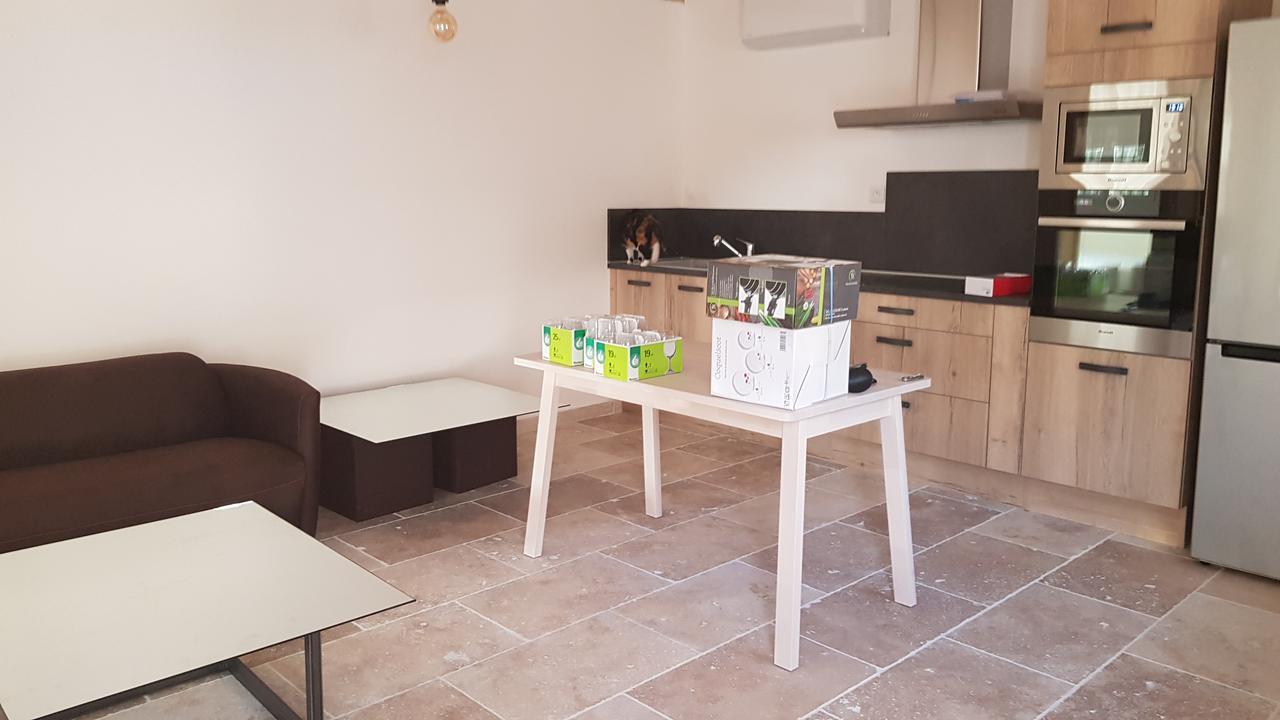Mas Saint Julien Bed and Breakfast Cavaillon Exteriör bild