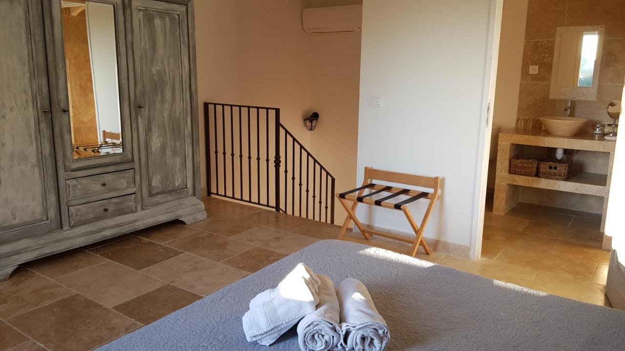 Mas Saint Julien Bed and Breakfast Cavaillon Exteriör bild