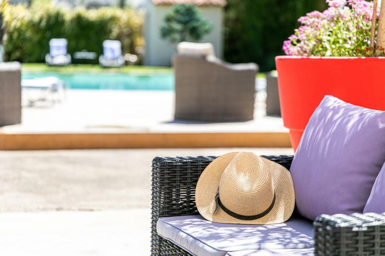 Mas Saint Julien Bed and Breakfast Cavaillon Exteriör bild