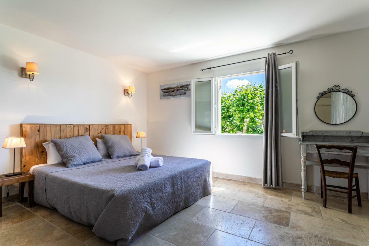 Mas Saint Julien Bed and Breakfast Cavaillon Exteriör bild